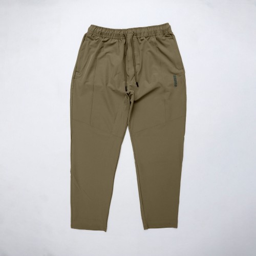 GUESS Premium Men’s Trouser – Slim Fit Luxury Style