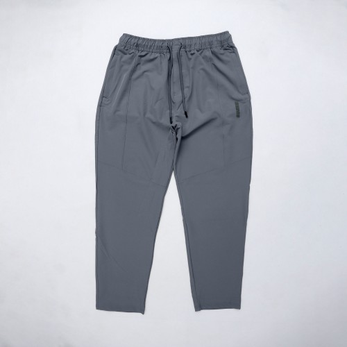 GUESS Premium Men’s Trouser – Slim Fit Luxury Style